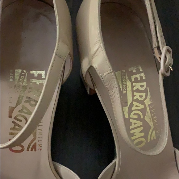 Sandals - Picture 2 of 5